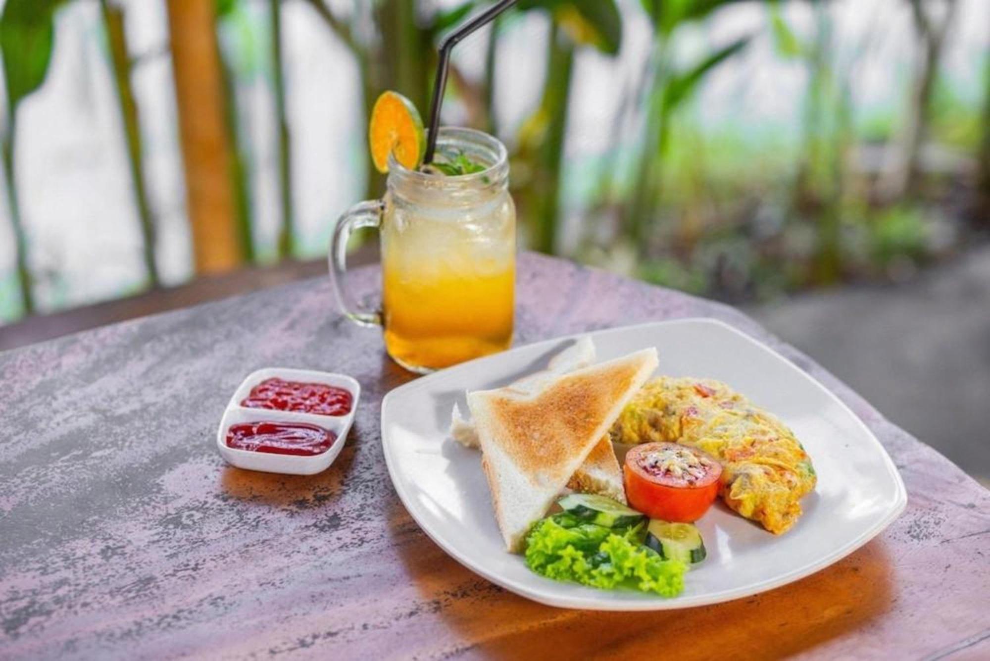 Oyo 1207 Pondok 789 Near Canggu Echo Beach Luaran gambar