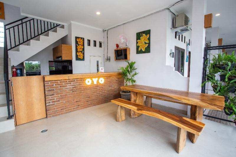 Oyo 1207 Pondok 789 Near Canggu Echo Beach Luaran gambar